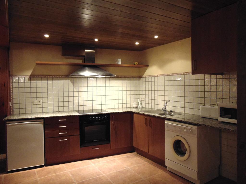 Apartaments Piteus Casa Dionis San Lorenzo de Morunys Cameră foto