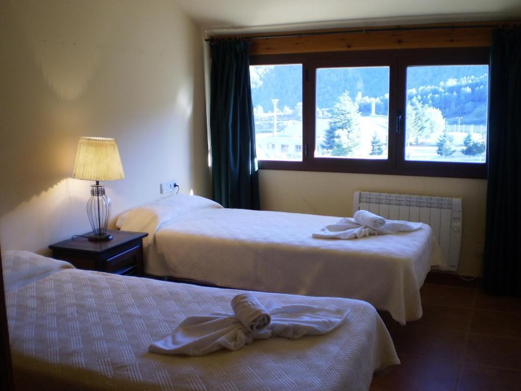 Apartaments Piteus Casa Dionis San Lorenzo de Morunys Cameră foto