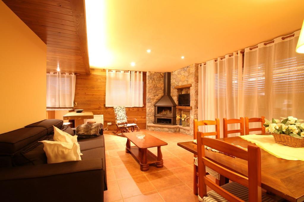 Apartaments Piteus Casa Dionis San Lorenzo de Morunys Exterior foto
