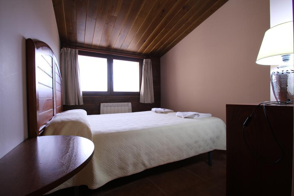 Apartaments Piteus Casa Dionis San Lorenzo de Morunys Exterior foto