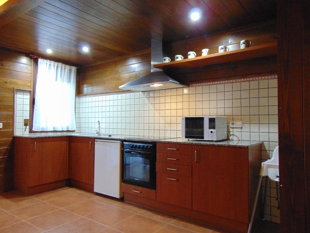 Apartaments Piteus Casa Dionis San Lorenzo de Morunys Cameră foto